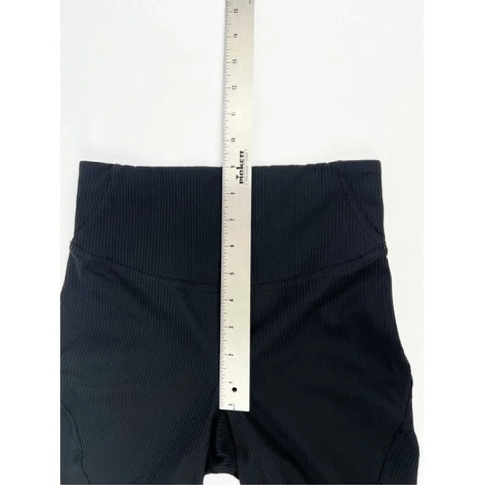 Lululemon Base Pace‎ 8